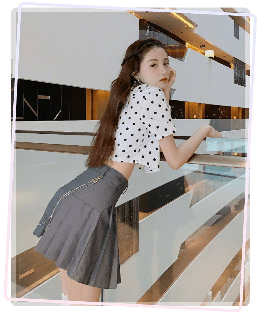 “隱形富婆”林小宅？扒完私服我酸了?。?/></figure>



<p>真正的少女從頭nun到腳</p>



<p>鞋子也必須是CDG聯(lián)名匡威</p>



<p>冰淇淋配色Nike AF1</p>



<p>這些甜甜甜的 <strong>少女款</strong></p>



<figure class=