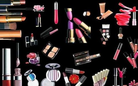 你們一般都在哪買化妝品?。? decoding=