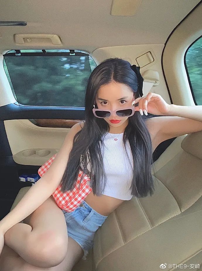 今夏最火的女團風(fēng)美甲！可仙可颯美到炸！