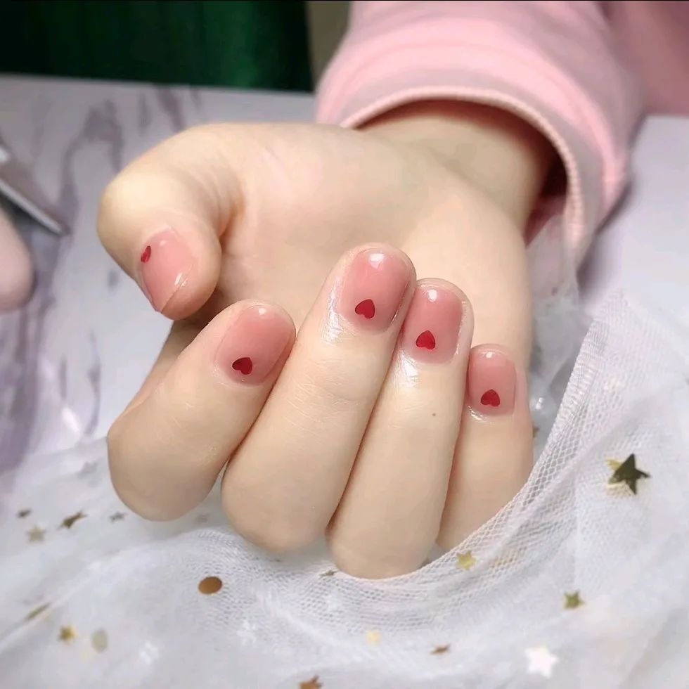 叮咚！你們要的高顏值七夕美甲來(lái)咯！