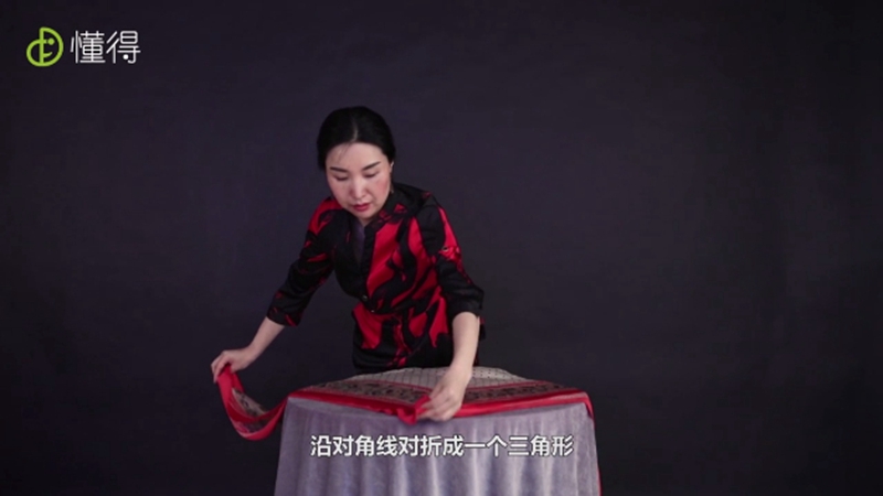 視頻教你絲巾的各種圍法