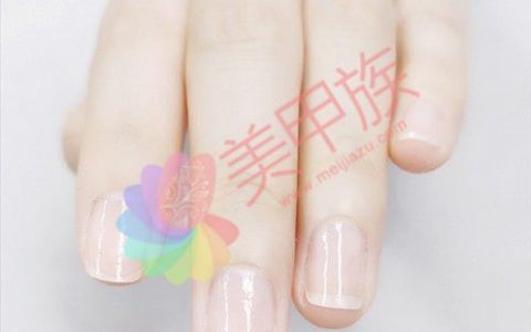 美甲教程制作:夢幻美甲 夏日經(jīng)典法式美甲
