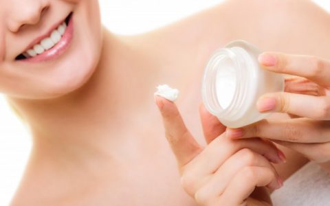 睡眠面膜可以天天用嗎？教你正確使用睡眠面膜的步驟