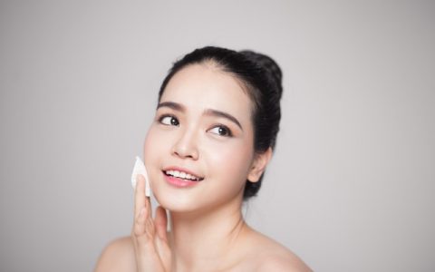 化妝棉怎么用，不少人都用錯(cuò)了