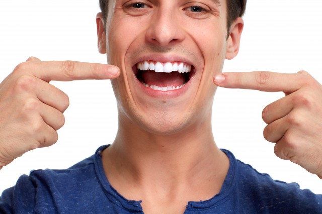 解析牙齒有黃垢怎么辦，如何緩解口腔問題