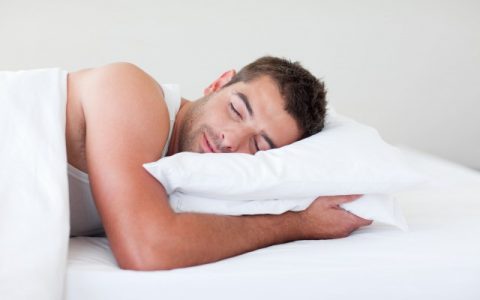 男生眉毛不對稱怎么辦，，，，這些妙招幫你解決煩惱