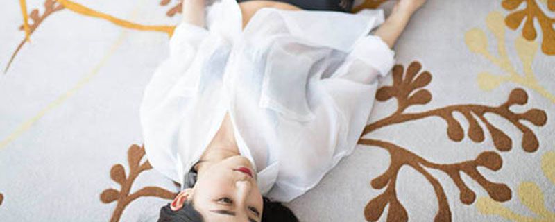 夏季怎么避免皮膚變黑 給皮膚時刻進(jìn)行密集保護(hù)