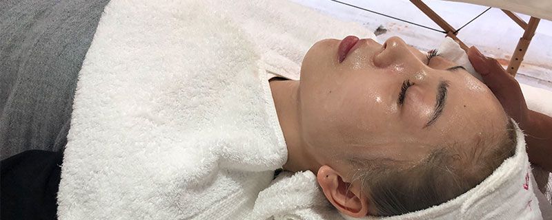 不同年齡段的女生該如何護膚 針對不同階段的皮膚問題進行管理
