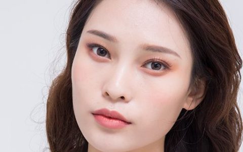 唇紋太多太深怎么辦