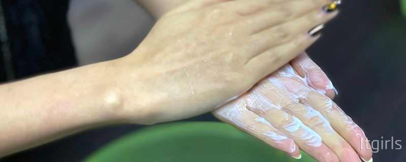 正確的清潔面部的方法