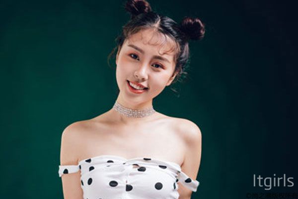 綁什么發(fā)型好看又簡單 火爆2018的幾款發(fā)型趕緊扎起來
