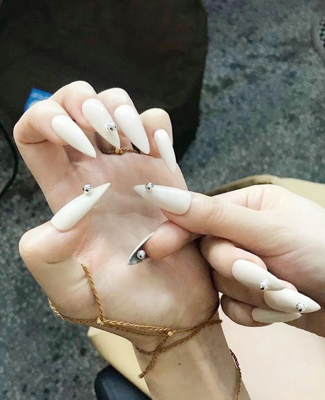 30款歐美風(fēng)尖形甲，超顯手長