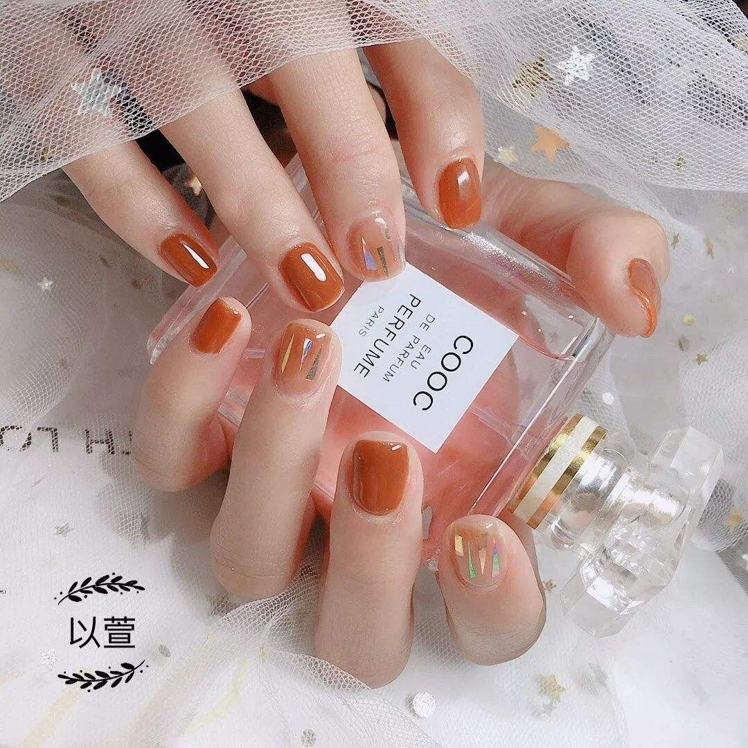  美甲怎么卸掉不傷指甲 美甲指甲變薄怎么保養(yǎng)？
