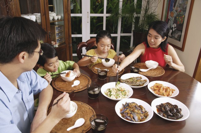 及時遠(yuǎn)離這三類親人，是人到中年該有的覺悟