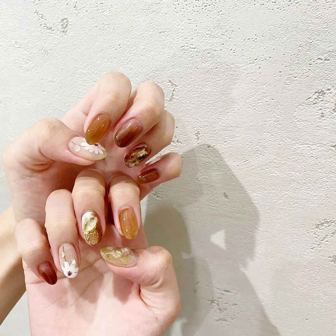 金秋國(guó)慶搭配復(fù)古長(zhǎng)島冰茶美甲，簡(jiǎn)直美醉了