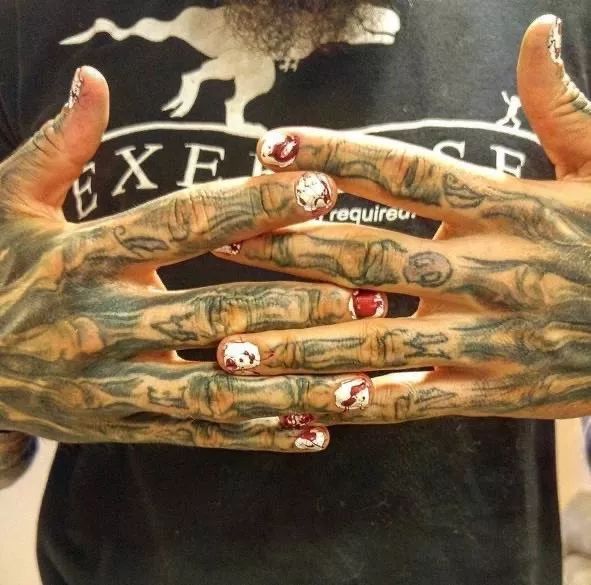 比紋身更上癮的是美甲？男Rapper執(zhí)迷的美甲癖太帥了！插圖(4)