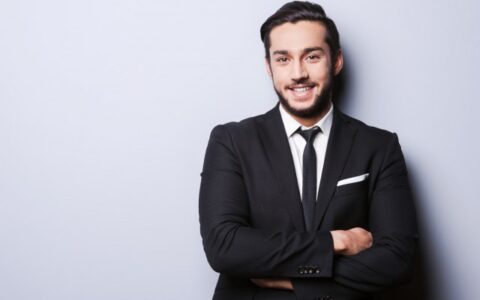 外形是對男人最直觀的表達(dá)，認(rèn)真對待穿衣的人更有內(nèi)涵
