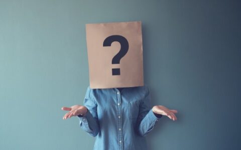 女人對(duì)喜歡她的男人什么表現(xiàn)，女人的這幾種表現(xiàn)代表男生沒(méi)機(jī)會(huì)