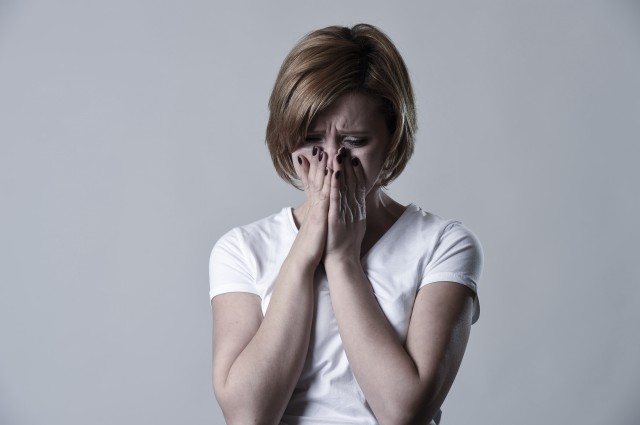 黑眼圈怎么才能快速消除，去黑眼圈簡單又有效的方法