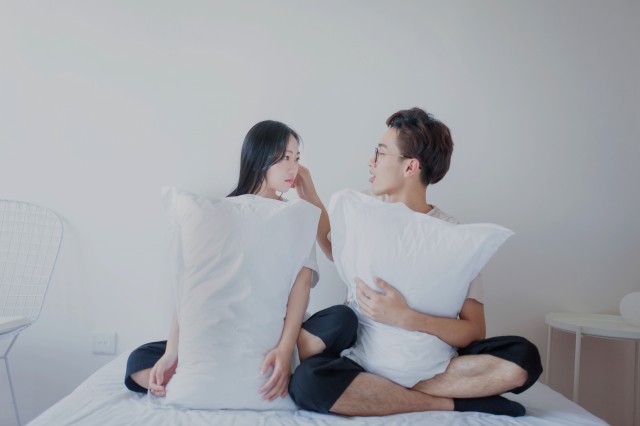 女朋友不開(kāi)心怎么哄，哄女朋友的正確操作