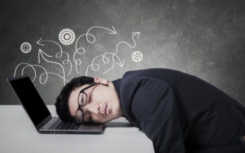 男朋友壓力大怎么安慰，女生在男朋友壓力大時(shí)這樣安慰最合適