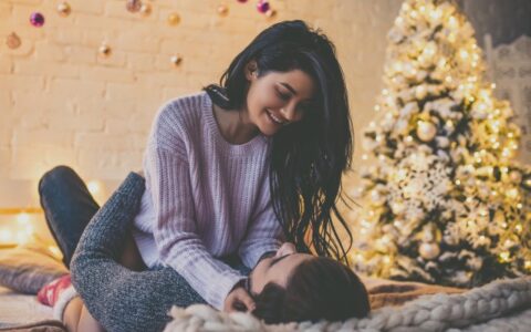當(dāng)女朋友生氣了怎么辦，男生們一定需要懂的哄人方式