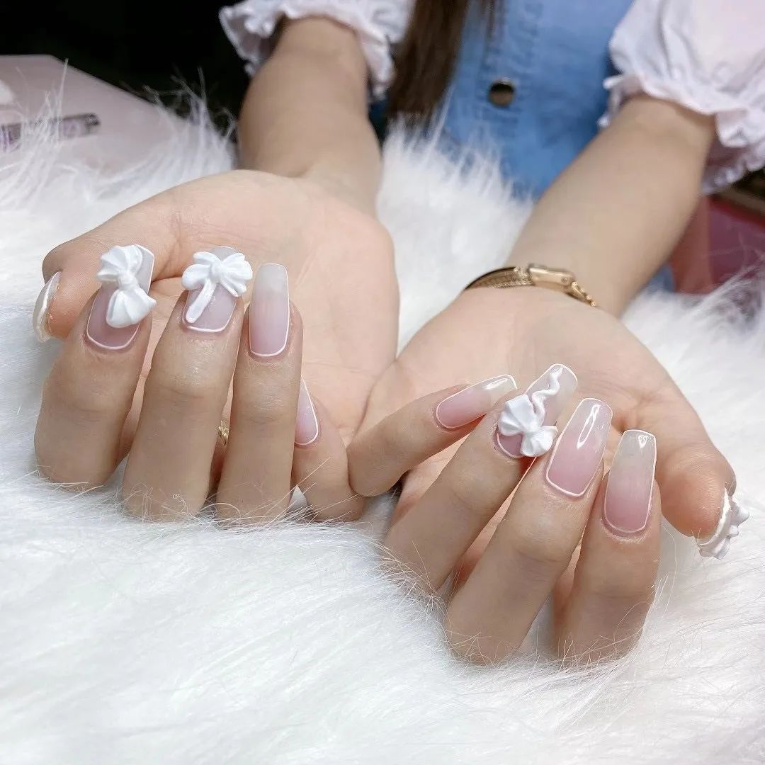在逃公主風(fēng)！蝴蝶結(jié)美甲火啦！