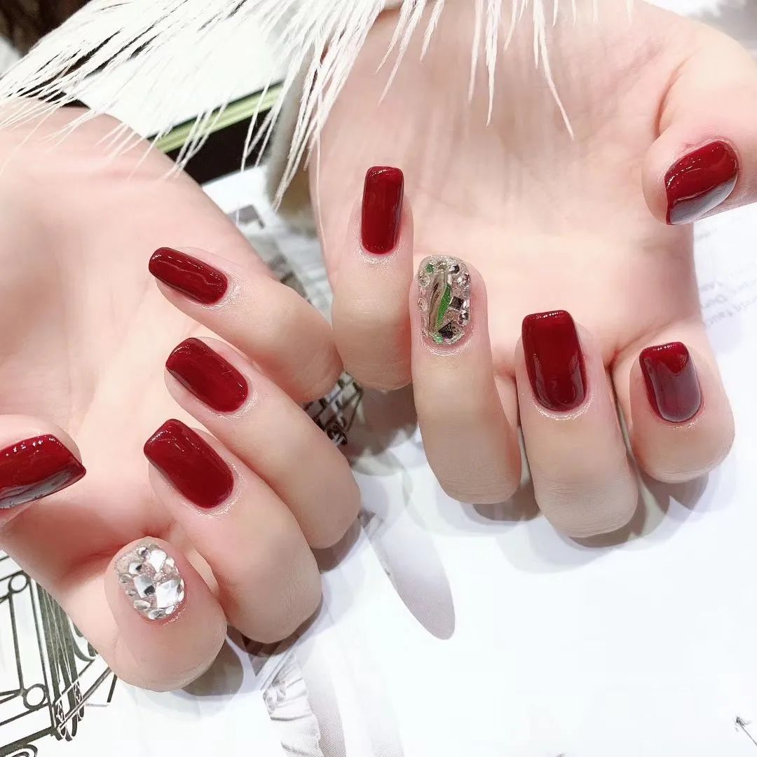 適合過年的80款紅色系美甲！旺運(yùn)又喜慶！