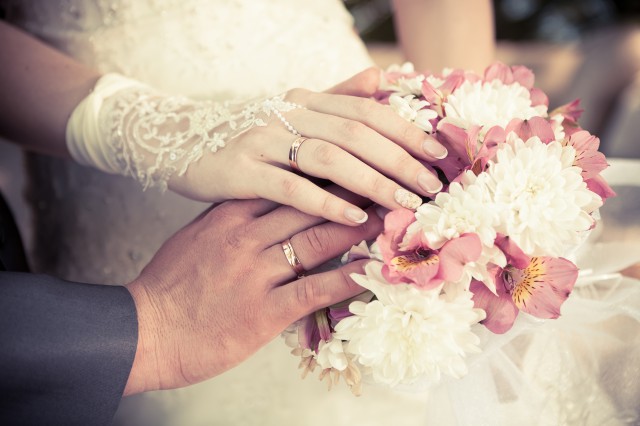 為什么現(xiàn)在的人不結(jié)婚不戀愛，現(xiàn)代年輕人對待婚戀的態(tài)度