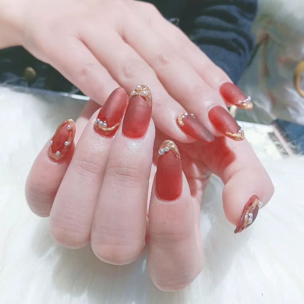 2021新年最后一波過年紅色美甲！再不做就來不及啦！