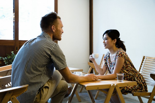夫妻如何維持感情，想要維系夫妻間的感情這樣做最好