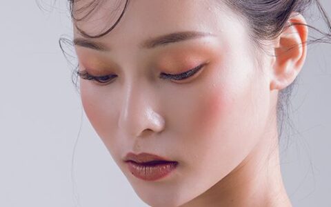 油皮變成干皮是衰老么 油皮更不容易出現(xiàn)細(xì)紋