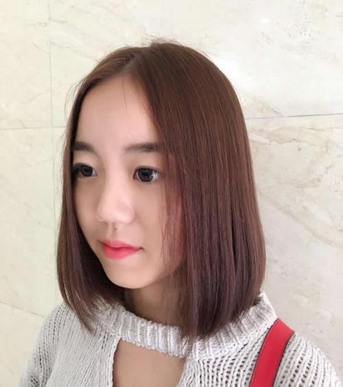 圓臉適合的短發(fā)，圓臉女生合適什么短發(fā)