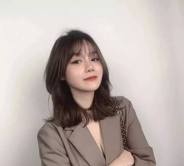 圓臉適合的短發(fā)，圓臉女生合適什么短發(fā)