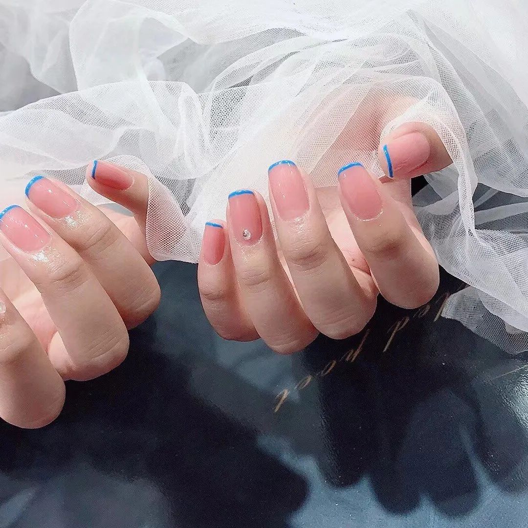 2021年高級感滿滿的法式甲！美得你不要不要的