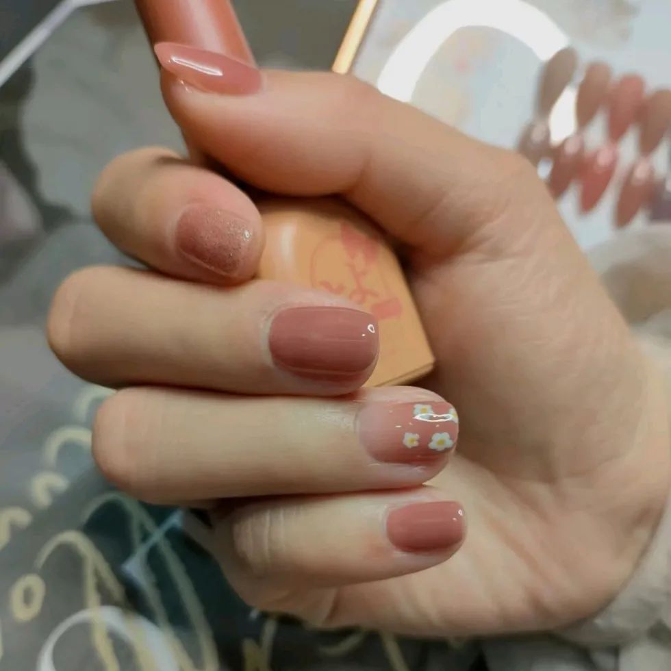 超火的春夏花花美甲，既仙又美
