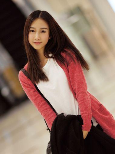 鵝蛋臉適合什么樣的發(fā)型，鵝蛋臉女生做什么發(fā)型好看