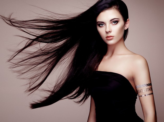 頭發(fā)多的女生適合什么發(fā)型，頭發(fā)多的女生適合的發(fā)型推薦