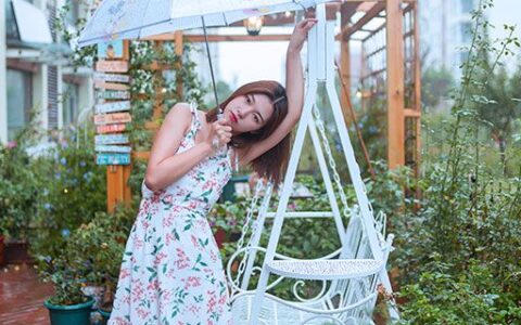 皮膚偏黑的碎花裙 最全分析搭配教程來(lái)啦