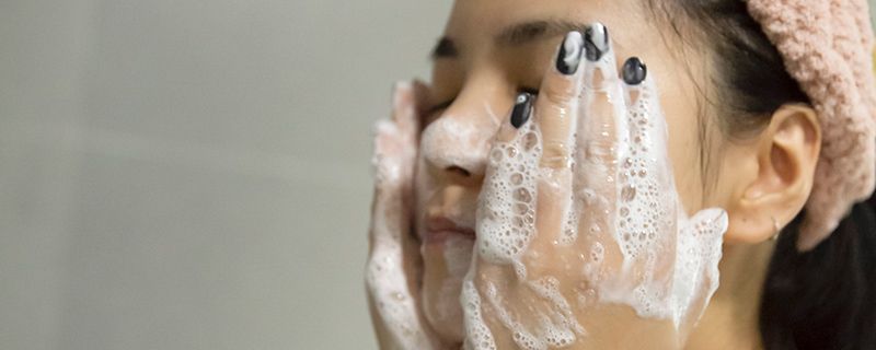 怎么挑選適合的洗面奶 根據(jù)自己膚質(zhì)來選