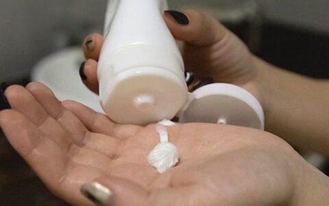 正確的護膚品使用步驟和方法