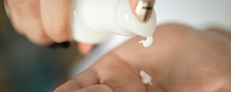 怎么護(hù)膚才能美白
