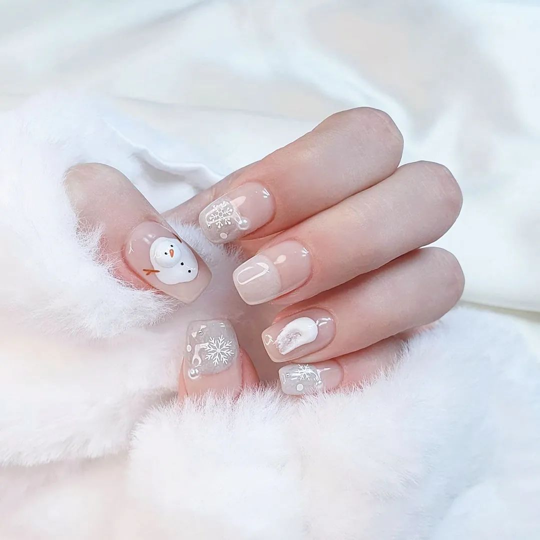 冬天做款雪花美甲，唯美又浪漫