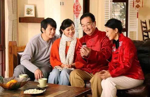 過年去男朋友家?guī)裁炊Y物，過年去男朋友家?guī)裁炊Y物合適