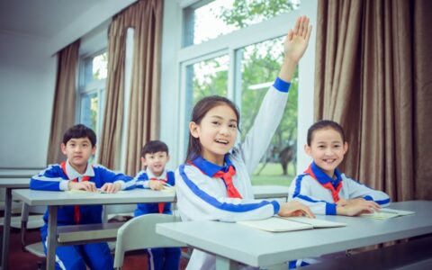 學(xué)生和老師有矛盾怎么辦，解決師生矛盾的最佳做法
