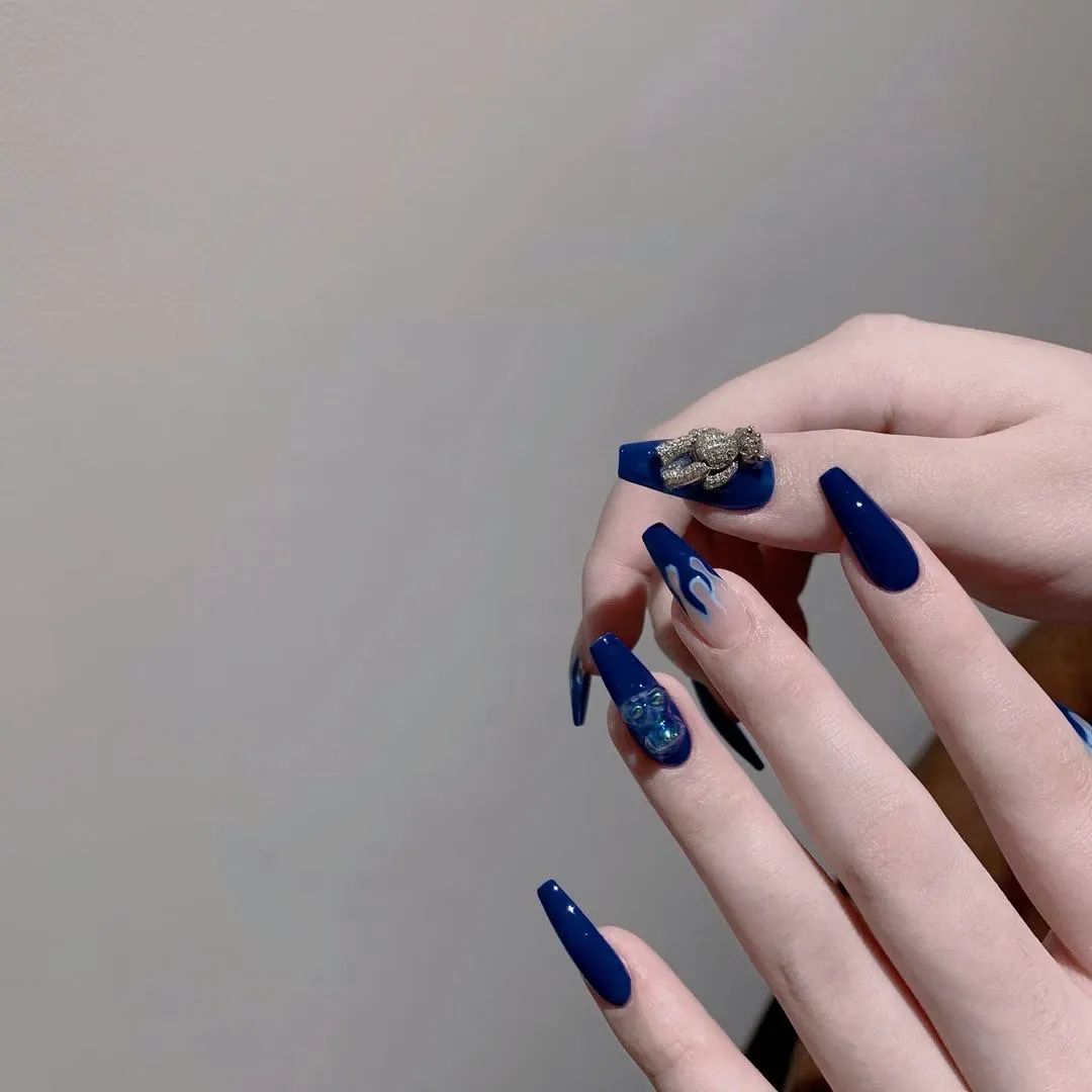 拽姐們看過來~這個系列的美甲你絕對會愛！