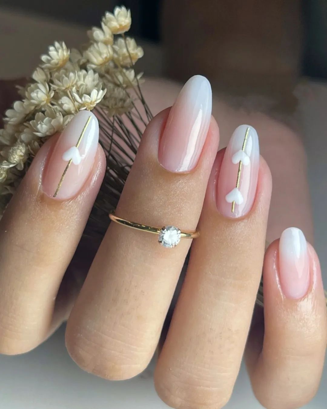 非常有質(zhì)感的新婚美甲，最近要結(jié)婚的準(zhǔn)新娘們看過(guò)來(lái)