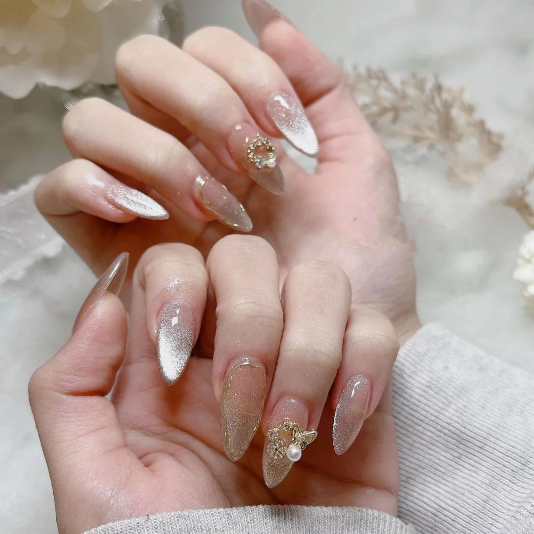 非常有質(zhì)感的新婚美甲，最近要結(jié)婚的準(zhǔn)新娘們看過(guò)來(lái)