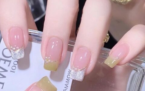 春夏氛圍感超強的綠色系美甲，清新又顯白
