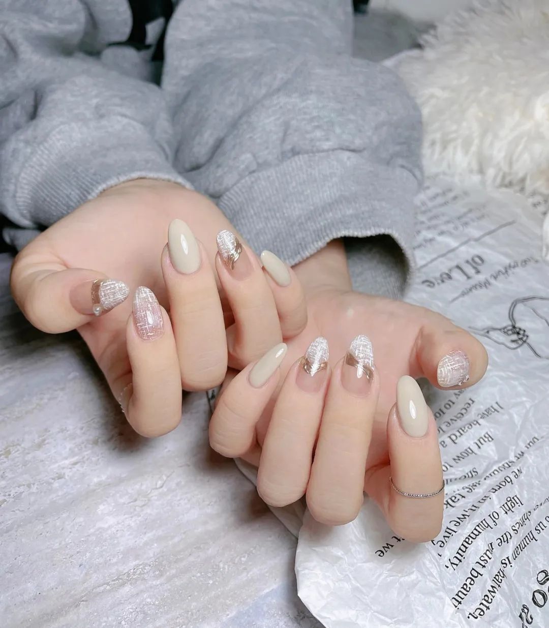 非常有質(zhì)感的新婚美甲，最近要結(jié)婚的準(zhǔn)新娘們看過(guò)來(lái)